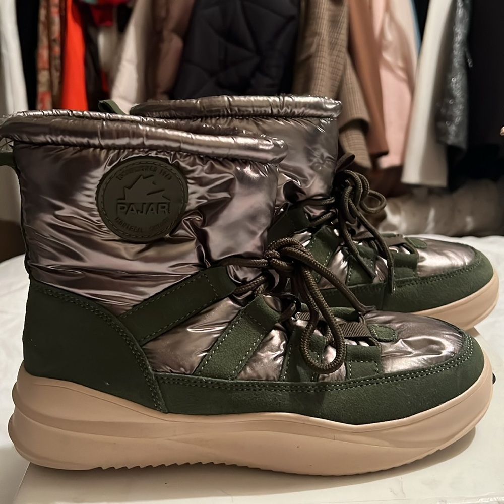 Winter boots